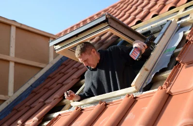 Pose de fenêtres de toit Velux à Saffais